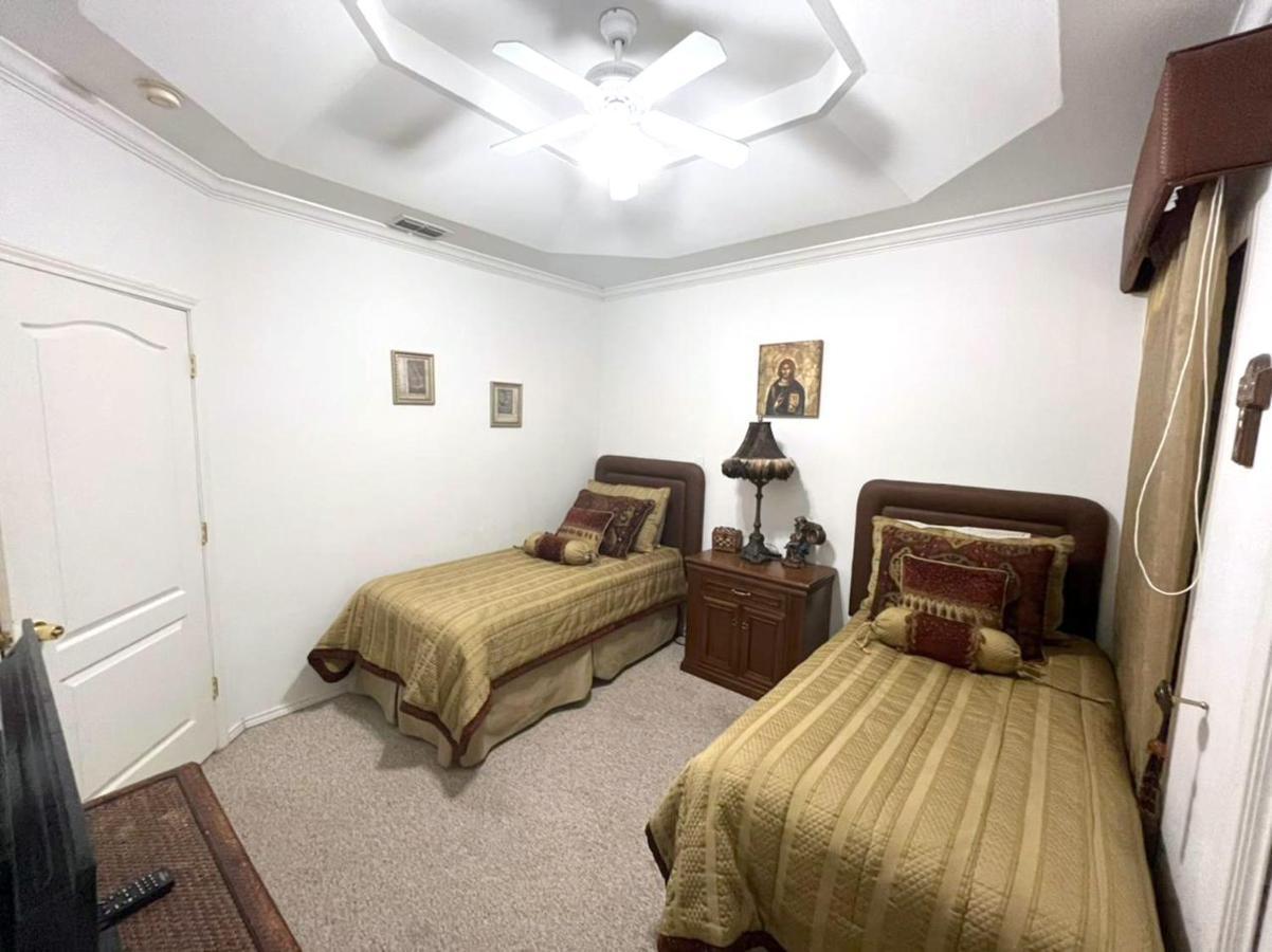 Beautifully Furnished 3Bd 2Br Pool Gated Condo In Mcallen, Tx Pharr Exterior photo