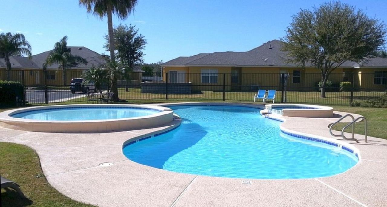 Beautifully Furnished 3Bd 2Br Pool Gated Condo In Mcallen, Tx Pharr Exterior photo